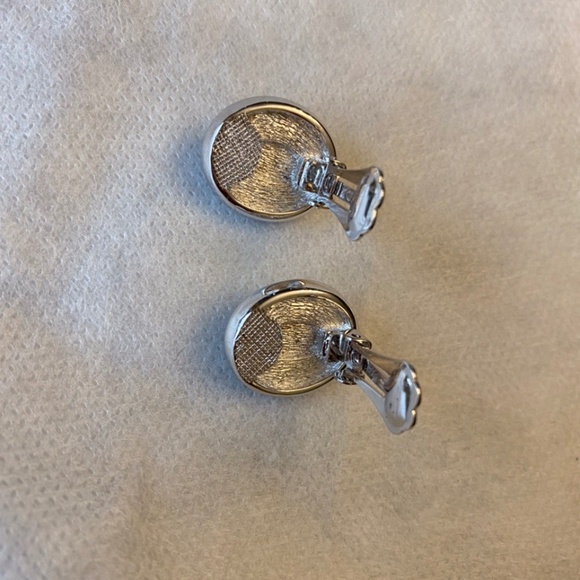 CHRISTIAN DIOR earrings - Picture 2 of 4